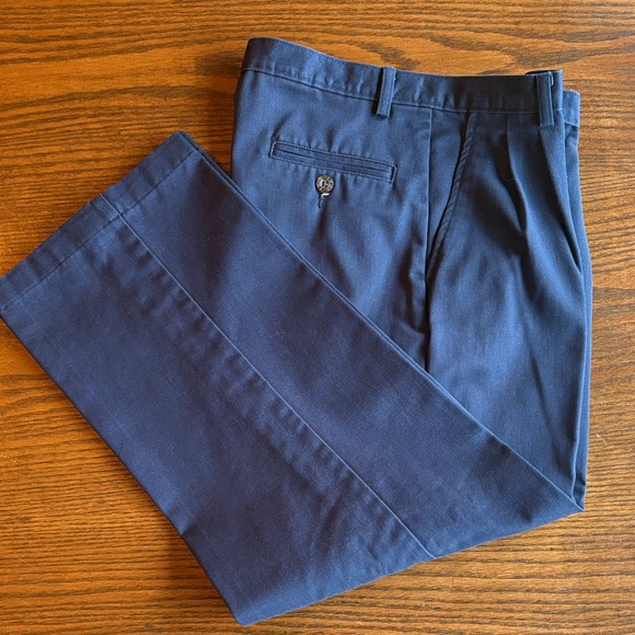 Izod Other - Izod double pleat navy cotton wide leg high rise pants EUC